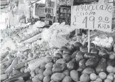  ?? /EVERARDO NAVA ?? En mercados, el aguacate criollo oscila entre los 50 pesos