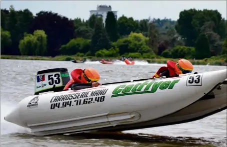  ?? (Photos CM) ?? De véritables F des mers avec des paddocks, des grands-prix, un pilote et son copilote.