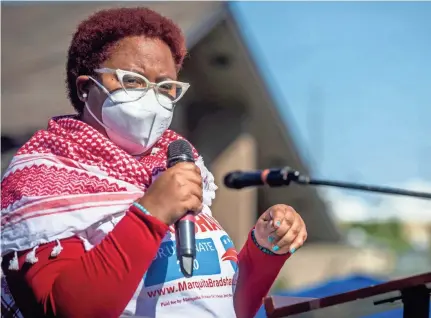  ?? ALAN POIZNER/FOR THE USA TODAY NETWORK - TENNESSEE ?? U.S. Senate candidate Marquita Bradshaw speaks during an event in Nashville on Oct. 17. Bradshaw lost to Republican Bill Hagerty, continuing a series of defeats for her party in statewide races.