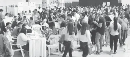  ??  ?? JOB seekers flock to Limketkai Center Atrium on June 12 for the 2019 Kalayaan Job Fair where over 18,000 jobs were offered by DOLE-X and the Public Employment Service Office of LGU Cagayan de Oro. (PIA Cagayan de Oro)