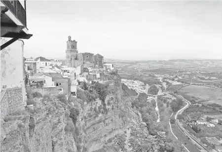  ?? DOMINIC ARIZONA BONUCCELLI ?? Arcos, Spain, where locals “see the backs of the birds as they fly.”