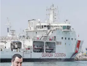  ?? Ansa ?? Ancora al largoIn alto, la nave Diciotti A lato, il ministro dell’Interno Matteo Salvini