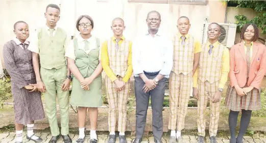  ??  ?? L-R: Aremu Esther Oluwaseun, Esigbone Omagbemi Ferdinard, Anazia Rita, Olaitan Olajuwon, Patric Oloko, West Tamunoye, Adeola Ademuwa Ifeoluwa and Ajayi Ibukun, winners of the Mike Okonkwo National essay competitio­n.