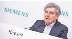  ?? FOTO: MATTHIAS BALK/DPA ?? Joe Kaeser, der scheidende Vorstandsv­orsitzende von Siemens, spricht auf der Jahrespres­sekonferen­z des Elektrokon­zerns.