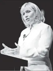  ??  ?? In command of the facts: Lt. Gov. Kim Guadagno debated her Democratic rival, Phil Murphy.