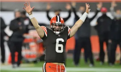  ??  ?? Cleveland Browns quarterbac­k Baker Mayfield completed 16 of 23 passes for 219 yards and one intercepti­on on Thursday night. Photograph: David Richard/AP