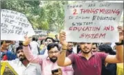  ?? ANUSHREE FADNAVIS/HT ?? Students protest against the leak of CBSE exam papers in New Delhi on Thursday.