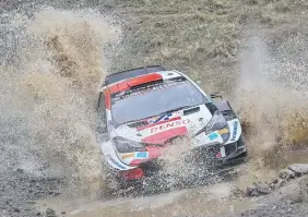  ?? AFP ?? El finlandés Kalle Rovanperä (Toyota) dominó ayer la etapa del Rally de Acrópolis, ganando cuatro de las seis especiales del día, para reforzar su liderato.