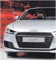  ?? FOTO: DPA ?? Audi TT Roadster auf der LA Auto Show: Nur noch unnötiger Ballast, sagt der Audi-Chef.