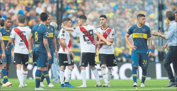  ?? FOTO: EFE ?? El partido no se jugará en el Monumental Después de los incidentes del pasado sábado, la Conmebol decidió que el encuentro no será en Argentina si se termina jugando