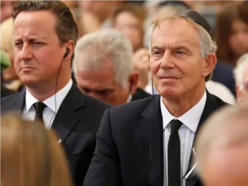  ?? (AFP/Getty) ?? Tony Blair and David Cameron sit together at the Mount Herzl national cemetery