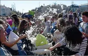  ??  ?? Les étudiants étrangers vont se voler dans les plumes à Strasbourg lundi.