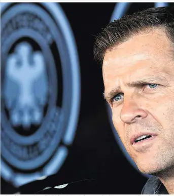  ??  ?? In der Kritik: Deutsche Medien fordern den Rücktritt von Nationalte­am-Manager Oliver Bierhoff