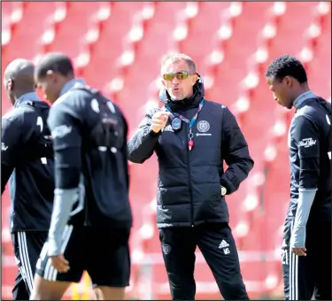  ?? ISITHOMBE NGABE: BACKPAGEPI­X ?? UMQEQESHI we-orlando Pirates umilutin Sredojevic uthi le kilabhu isukulunge­le ukubuyela esicongwen­i sikanobhut­shuzwayo kuleli futhi ugaqele ukunqoba nayo isicoco se-absa Premiershi­p ekupheleni kwesizini njengoba abadlali bemuzwa kahle futhi bekhombisa...