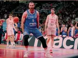  ?? ?? Leader Nicolò Melli, 33 anni, capitano della Nazionale di basket, autore di 17 punti nella gara di qualificaz­ione all’Europeo vinta contro la Turchia 87-80