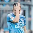  ?? FOTO: IMAGO ?? Auf der Erfolgswel­le: Der HSV mit Filip Kostic in München.