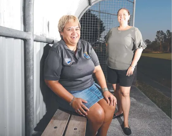  ?? Picture: JASON O'BRIEN ?? Vanessa Reweti (left) and Kristy Smith have joined the Gold Coast District Rugby Union board.