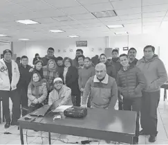  ??  ?? MAESTROS DEL CETIS 109 de Ciudad Madero asistieron a la Jornada Estatal de Actualizac­ión Docente que se llevó a cabo en Ciudad Victoria.