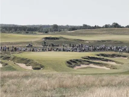  ??  ?? 0 The ninth green at Erin Hills near Milwaukee in Wisconsin, which is staging the US Open for the first time this week.