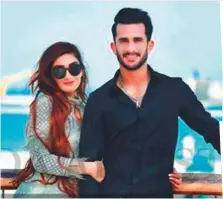  ?? Credit: Instagram/@daartistph­oto ?? Hassan Ali and Samiya Arzoo went around Dubai for a photo shoot, which was published on social media.