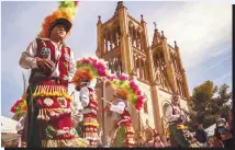  ?? ?? Devotos. La fiesta patronal en honor a la Virgen de Guadalupe es una de las más concurrida­s de la ciudad.