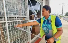  ?? Photo: Sampras Anand ?? The Ministry of Health and Medical Services Food Safety Unit monitoring team inspecting and temporaril­y closing food eateries in Labasa Town on March 28, 2024.