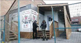  ?? TONY CALDWELL ?? Inner City Health Ottawa is operating a sanctioned injection site in a trailer at the Shepherds of Good Hope. The city is accused of rejecting provincial aid for the volunteer-run site at Raphael Brunet Park.