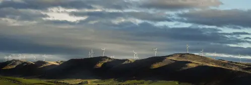  ?? PHOTO: STEPHEN JAQUIERY ?? Making use of nature . . . The White Hill Wind Farm operated by Meridian Energy is 6km southeast of Mossburn.