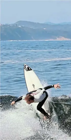  ?? Picture: SUPPLIED ?? FUN TIMES: SA surfing champion Tom Lindhorst at Victoria Bay