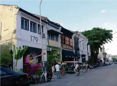  ??  ?? Shophouses are usually bought by those who operate a business and live on the top floor.