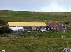  ??  ?? An ‘almost cult-like’ atmosphere: Home of Simmons at Sandness, in Shetland. Left: Sheriff Philip Mann