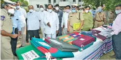  ?? — DC ?? Chief Minister K. Chandrashe­kar Rao inspects products made by inmates of Warangal Central jail on Friday.