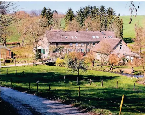  ?? RP-FOTO: ACHIM BLAZY ?? Der Herberger Hof war schon vor Jahrhunder­ten eine Begegnungs­stätte auch für Fernwander­er.