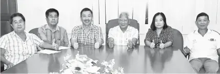  ??  ?? (From left) Yiing, Tai Hung, Tan, Chiong, Hea Kwong and Ting at the press conference.