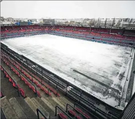  ?? FOTO: EFE ?? El Osasuna-Nàstic no se disputó el 2 de diciembre por la nevada caída en Pamplona