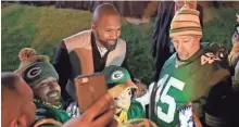 ?? ADAM WESLEY/USAT ?? Former Packer and current ESPN analyst Charles Woodson poses for photos in 2017.