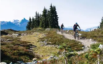  ??  ?? TOP
Karsten Madsen during his second Everesting attempt of 2020