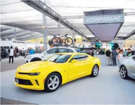  ?? MELISSA FERNÁNDEZ ?? Los precios de los automóvile­s que se consiguen en Expomóvil van desde los $9.900 hasta los $300.000.