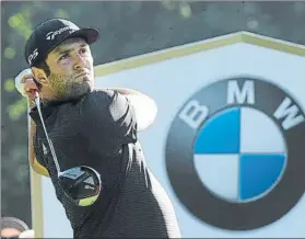  ?? FOTO: GETTY ?? Jon Rahm, muy regular, marcó un 67 coronado con un ‘eagle'