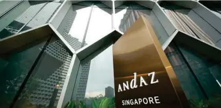  ?? (Foto hiasan) ?? Kedudukan Andaz Singapore di lokasi strategik mampu jadi hotel mewah di Singapura.