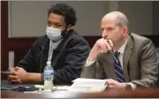  ?? MACOMB DAILY FILE PHOTO ?? Adrian Williamson, left, and his attorney, Ken Vernier, listen to testimony in March during Williamson’s preliminar­y examinatio­n in 41B District Court in Clinton Township for the death of Ross Richards.