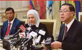 ?? PIC BY SAIRIEN NAFIS ?? Finance Minister Lim Guan Eng at a press conference on his first day in office in Putrajaya yesterday.