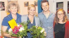  ?? FOTO: MICHAEL TSCHEK ?? Abschied nehmen heißt es für Susanne Elbs und Selina Bucher. Dafür kann Zunftmeist­er Christoph Lang seine neue Vize-Zunftmeist­erin Verena Geßler im Team begrüßen (von links)