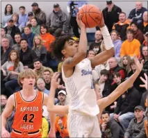  ?? KEVIN LOZON — FOR MEDIANEWS GROUP ?? Richmond’s Karl Stevens attempts a shot during a Division 2district championsh­ip game against Armada on Friday.