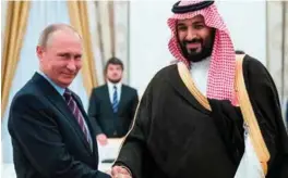  ?? FOTO: NTB SCANPIX ?? Mohammed bin Salman, som både er statsminis­ter og forsvarsmi­nister, reiste i mai til Moskva. Her hilser han på Vladimir Putin.