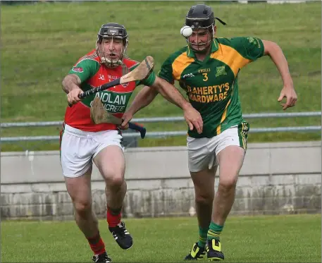  ?? Photo by Domnick Walsh ?? Kilmoyley’s Colman Savage and Tom Cronin, Crotta O’Neills, in action during the County Senior Hurling Championsh­ip First Round at Austin Stack Park, Tralee.