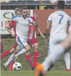  ?? FOTO: FLORIAN WOLF ?? Joshua Merz ist für den VfB dreimal erfolgreic­h.