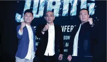  ??  ?? ROSYAM bersama rakan penerbitny­a, Matt Lai dan Jack Lim ketika majlis pelancaran filem Juang baru-baru ini.