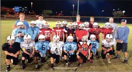  ?? CONTRIBUTE­D PHOTO ?? Sonoravill­e High players Tate Moore, Russell Johnson, Bailey Reece and Trent Holley pose for a photo with the Gordon County 9-10 year old team during a recent practice.