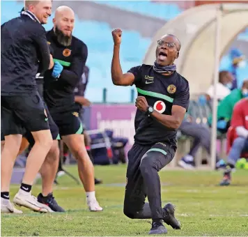  ?? BackpagePi­x ?? KAIZER Chiefs’ assistant coach, Arthur Zwane, could not contain his excitment following their win over Mamelodi Sundowns yesterday at Loftus Versfeld Stadium in Pretoria. | SAMUEL SHIVAMBU